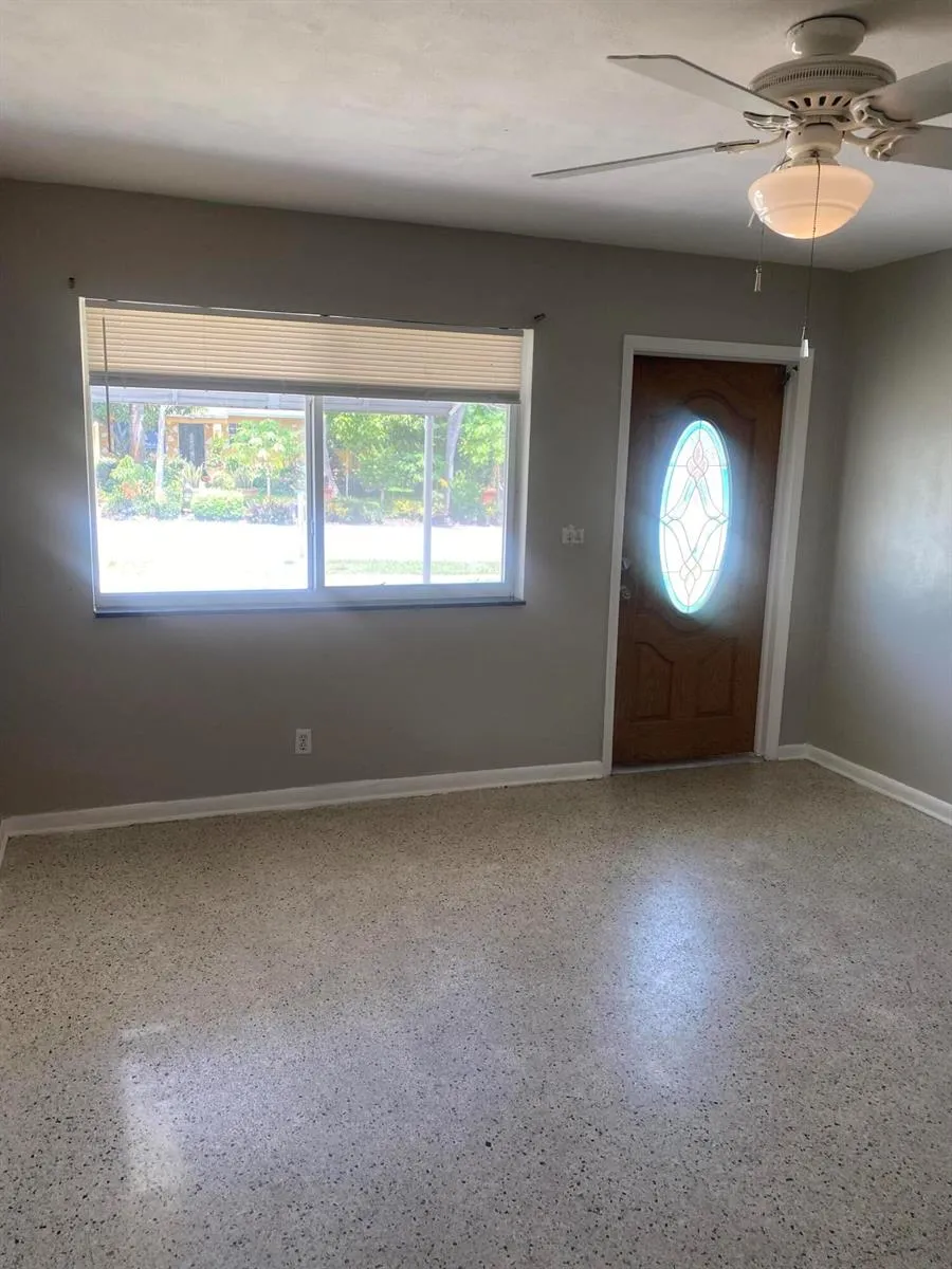 917 S Ridge Street Lake Worth, FL 33460