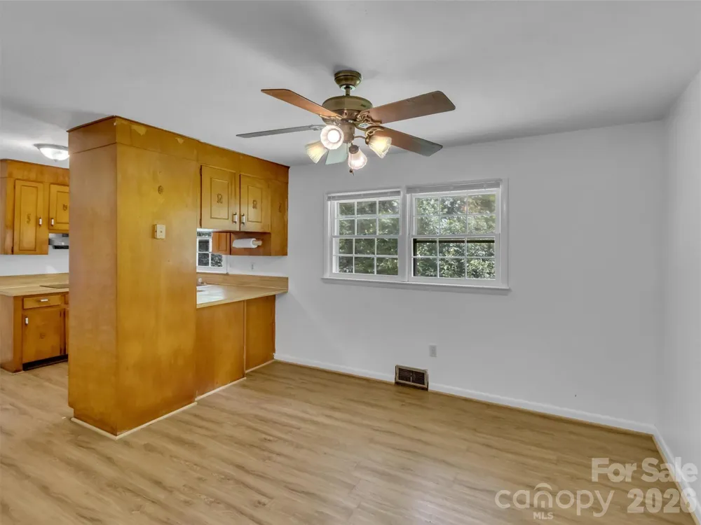 70 Iris Lane Canton, NC 28716