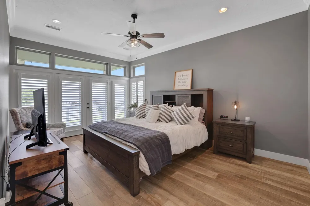 231 Ridge Cove Lane Coldspring, TX 77331