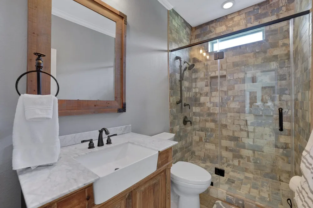 231 Ridge Cove Lane Coldspring, TX 77331