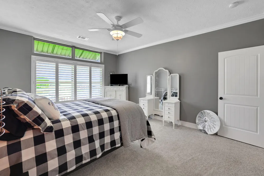 231 Ridge Cove Lane Coldspring, TX 77331