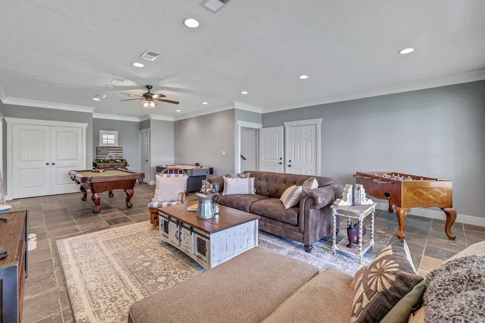 231 Ridge Cove Lane Coldspring, TX 77331
