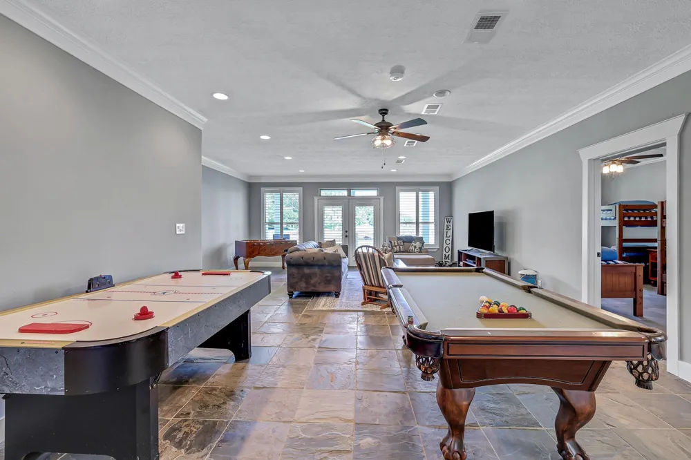 231 Ridge Cove Lane Coldspring, TX 77331