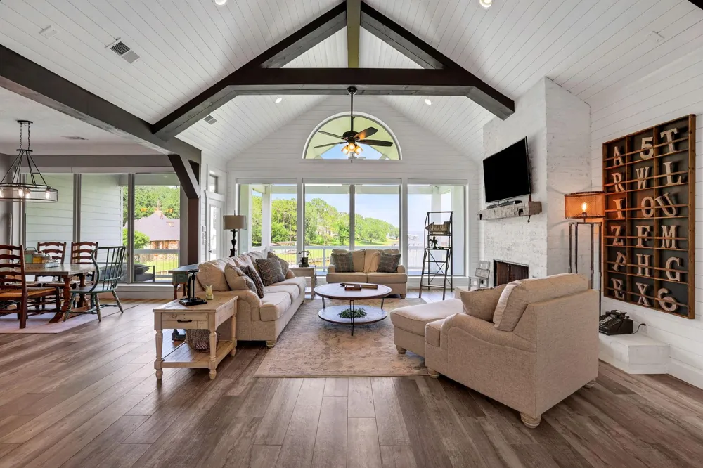 231 Ridge Cove Lane Coldspring, TX 77331