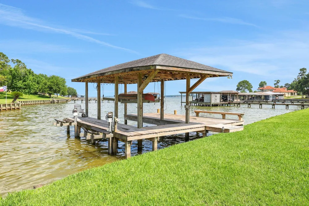 231 Ridge Cove Lane Coldspring, TX 77331