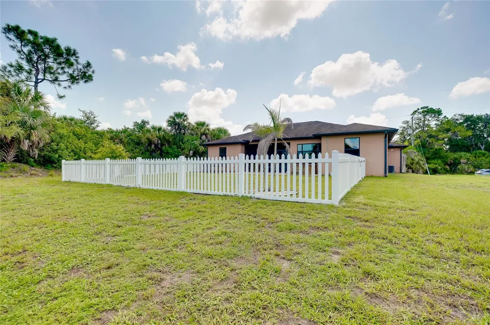 545 PEMBROKE DRIVE Port Charlotte, FL 33954