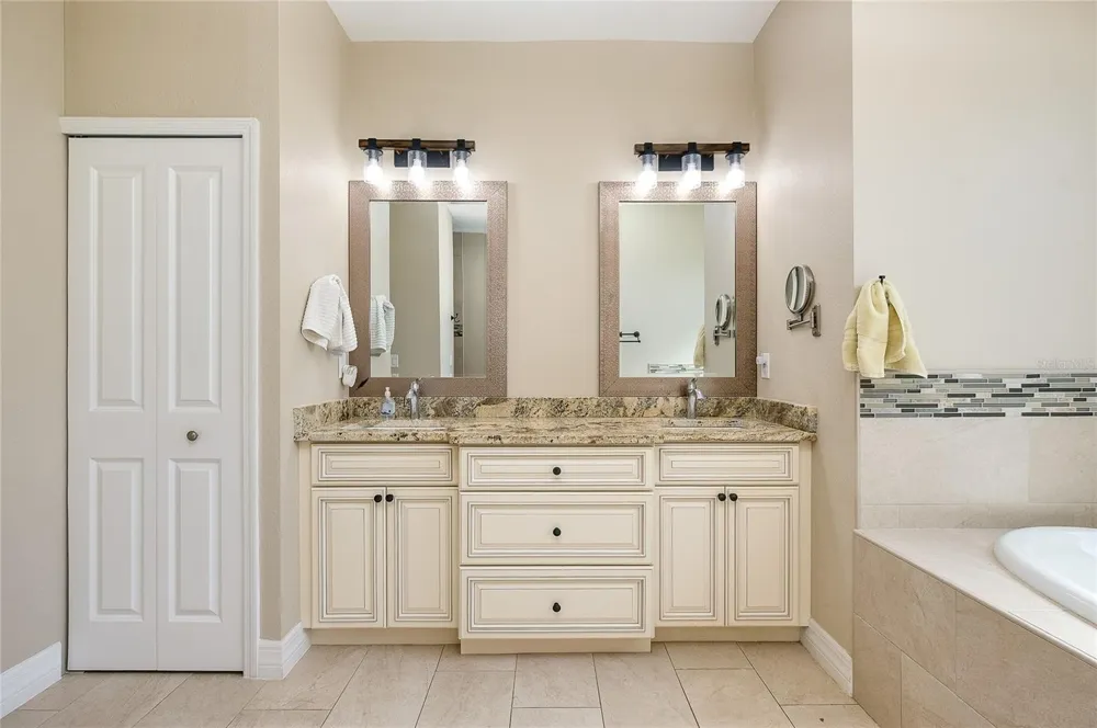 545 PEMBROKE DRIVE Port Charlotte, FL 33954