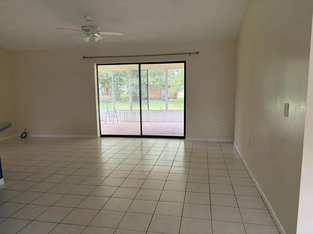 4612 BOABADILLA AVENUE Sebring, FL 33872