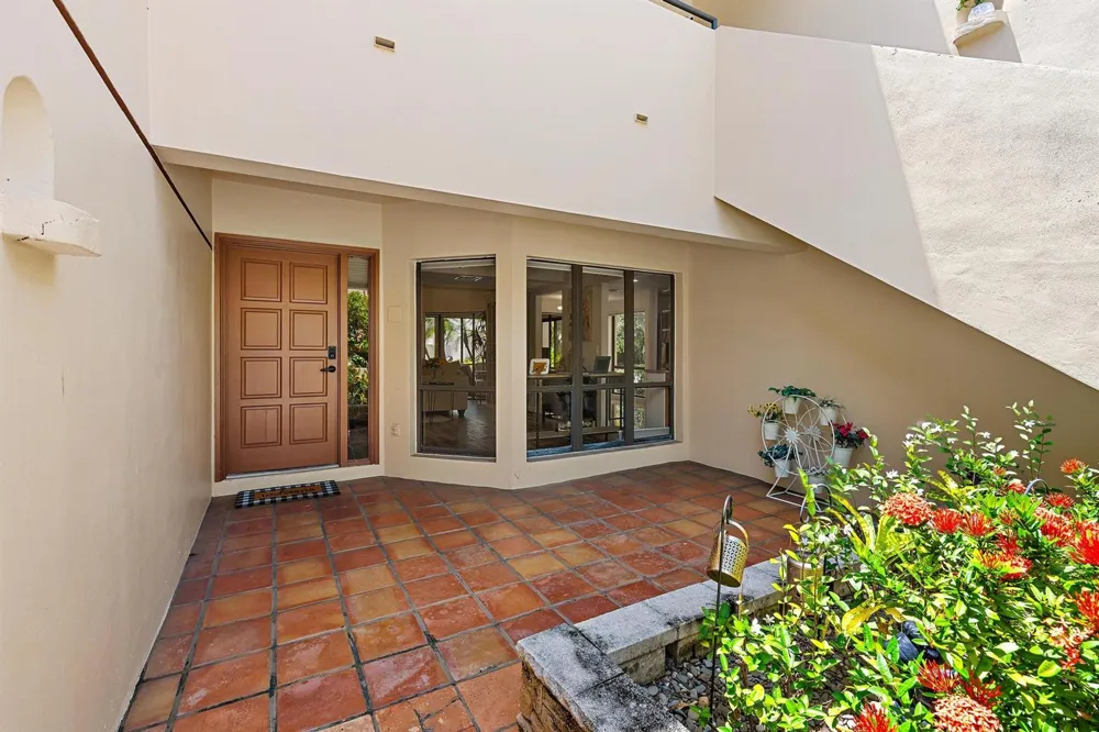 111 Waterview Drive #1110 Palm Beach Gardens, FL 33418