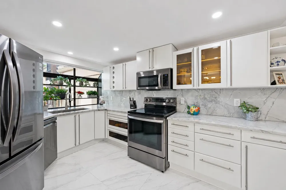 111 Waterview Drive #1110 Palm Beach Gardens, FL 33418