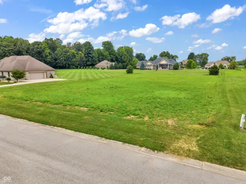 6076 Bluegrass Road