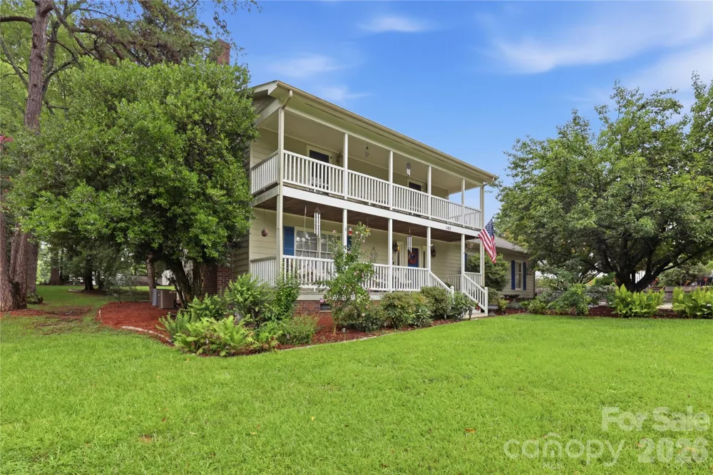 140 Eastwood Drive Statesville, NC 28625