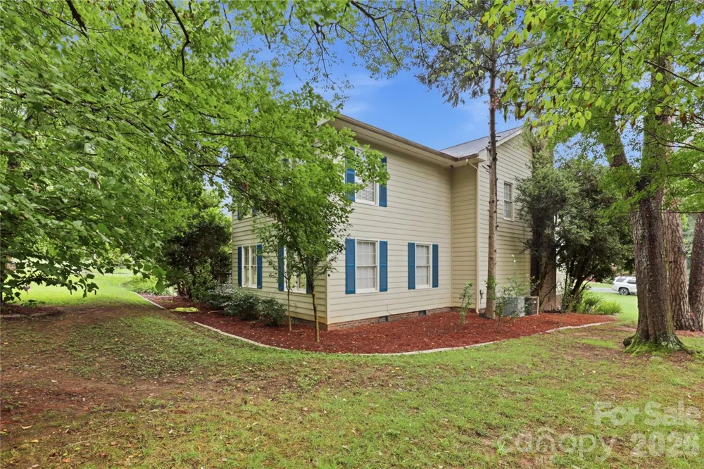 140 Eastwood Drive Statesville, NC 28625