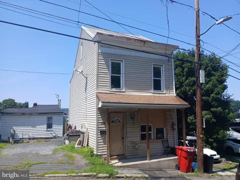 226 PIERCE STREET