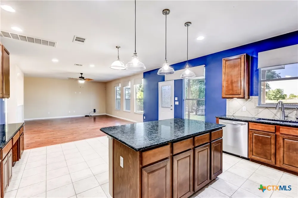 9203 Ashlyn Drive Killeen, TX 76542