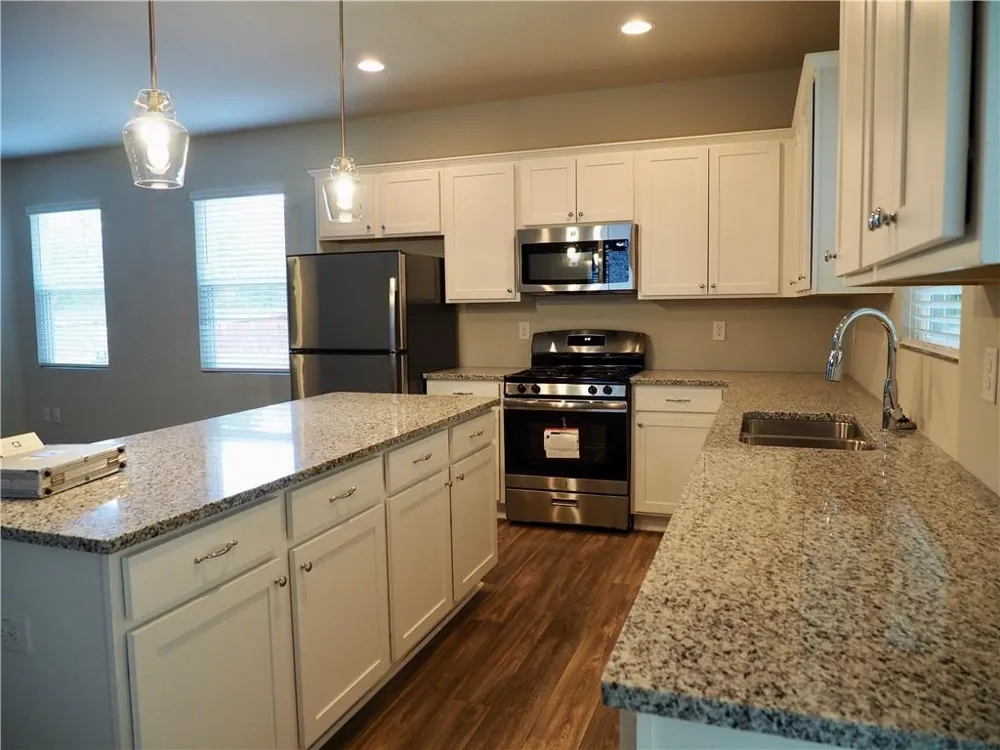 30 Laurel Drive E Dawsonville, GA 30534
