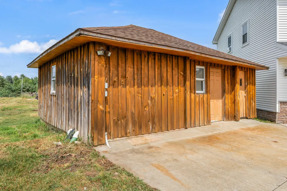 22865 20 Mile Road Tustin, MI 49688