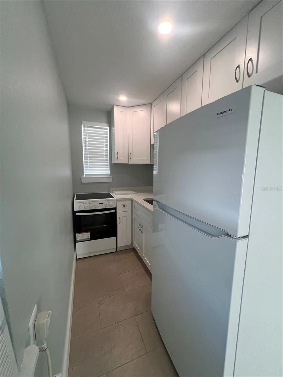 40 82ND AVENUE #Unit 3 St Petersburg, FL 33706