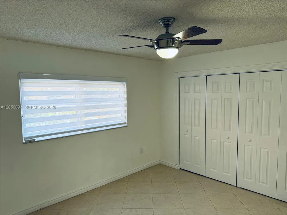 1100 W 35th St #8 Hialeah, FL 33012