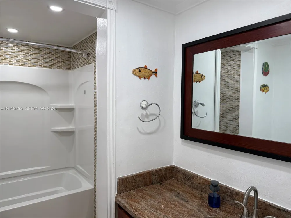 1100 W 35th St #8 Hialeah, FL 33012