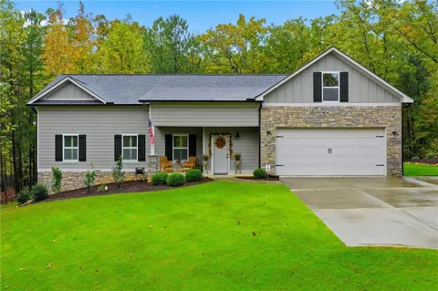 221 Windsor Way
