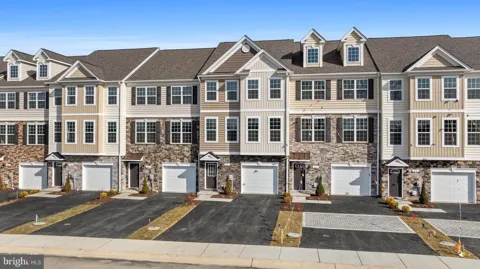 131 POTOMAC COURT