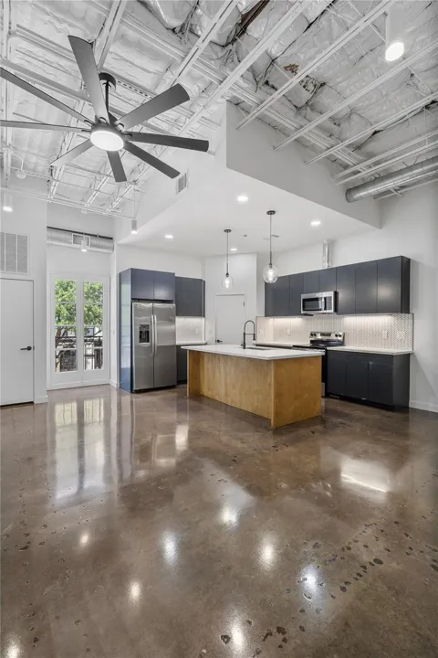3401 Louisiana Street #202