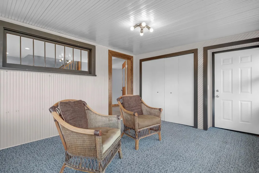 303 Lakeshore Drive Lake City, MN 55041