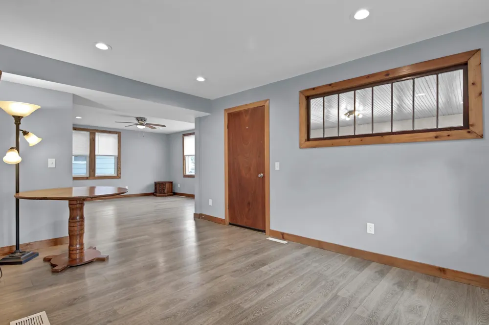 303 Lakeshore Drive Lake City, MN 55041