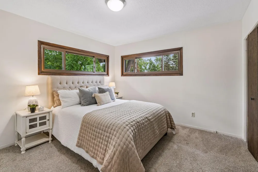 2417 Parkview Boulevard Golden Valley, MN 55422