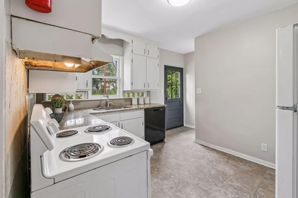2417 Parkview Boulevard Golden Valley, MN 55422