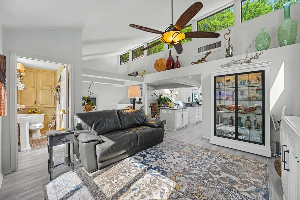 1422 Bowsprit Point Willis, TX 77318