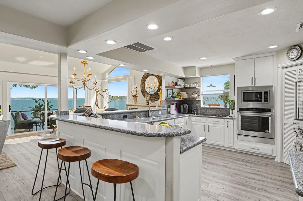 1422 Bowsprit Point Willis, TX 77318