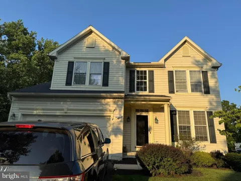 873 S YORK DRIVE