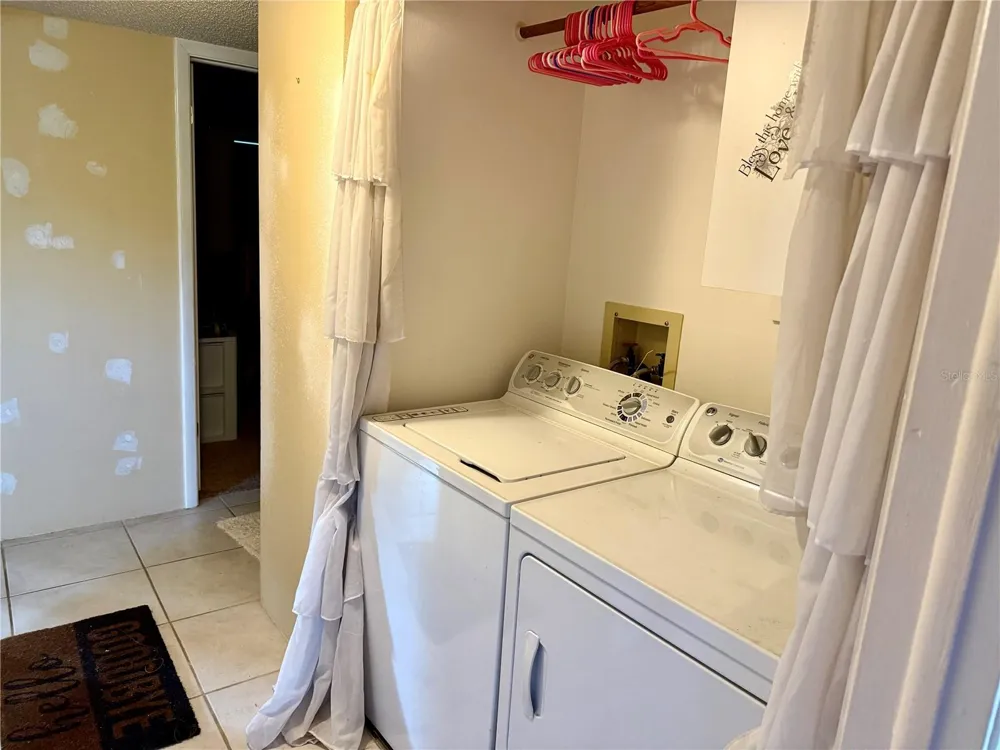 1001 W EAU GALLIE BOULEVARD #217 Melbourne, FL 32935