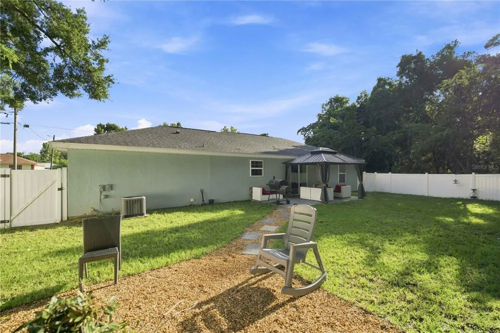 1864 NE 126TH LANE Anthony, FL 32617