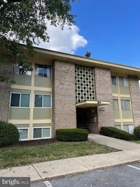 7248 DONNELL PLACE #B5
