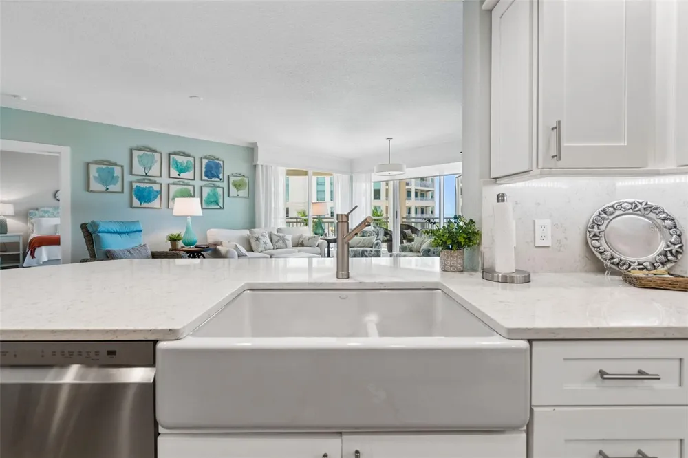 1170 GULF BOULEVARD #403 Clearwater Beach, FL 33767