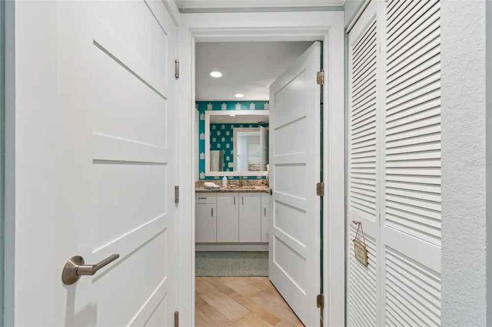 1170 GULF BOULEVARD #403 Clearwater Beach, FL 33767