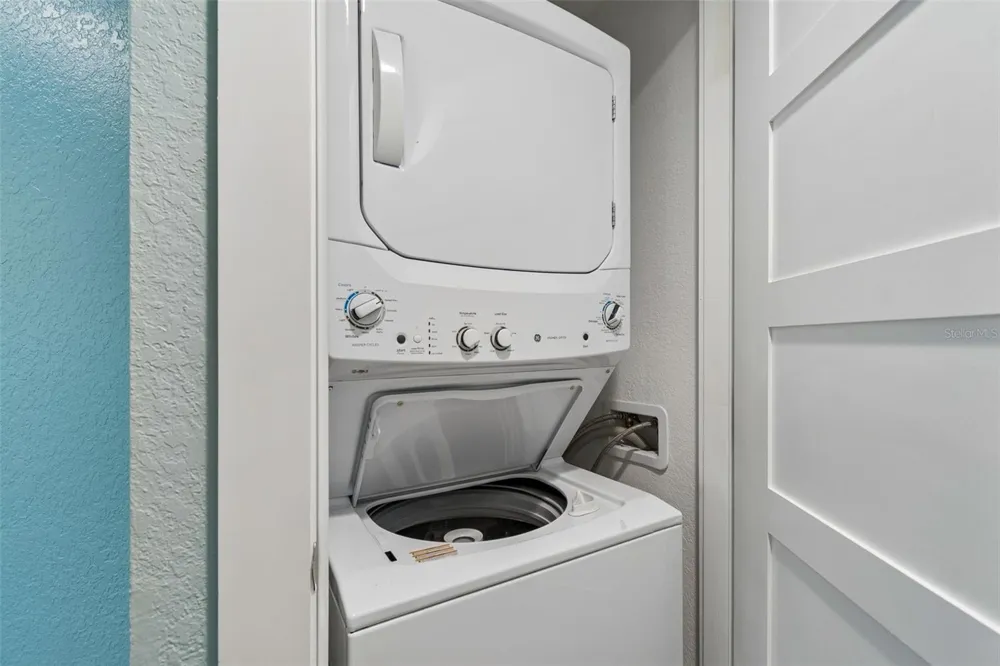 1170 GULF BOULEVARD #403 Clearwater Beach, FL 33767
