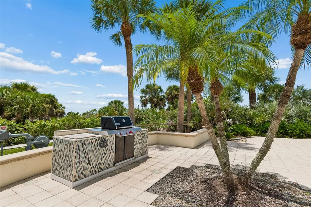 1170 GULF BOULEVARD #403 Clearwater Beach, FL 33767