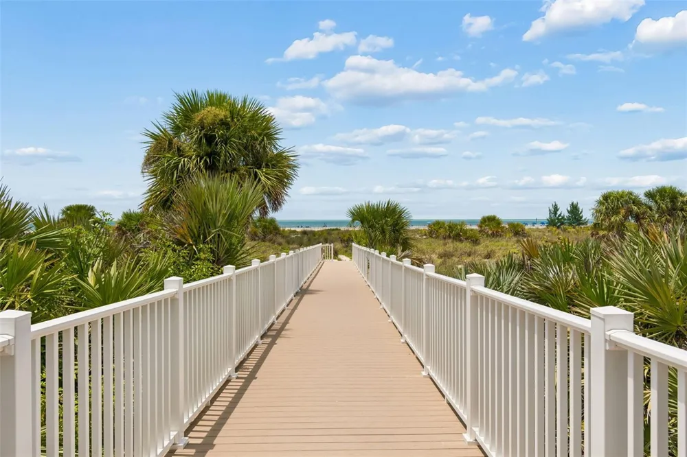 1170 GULF BOULEVARD #403 Clearwater Beach, FL 33767