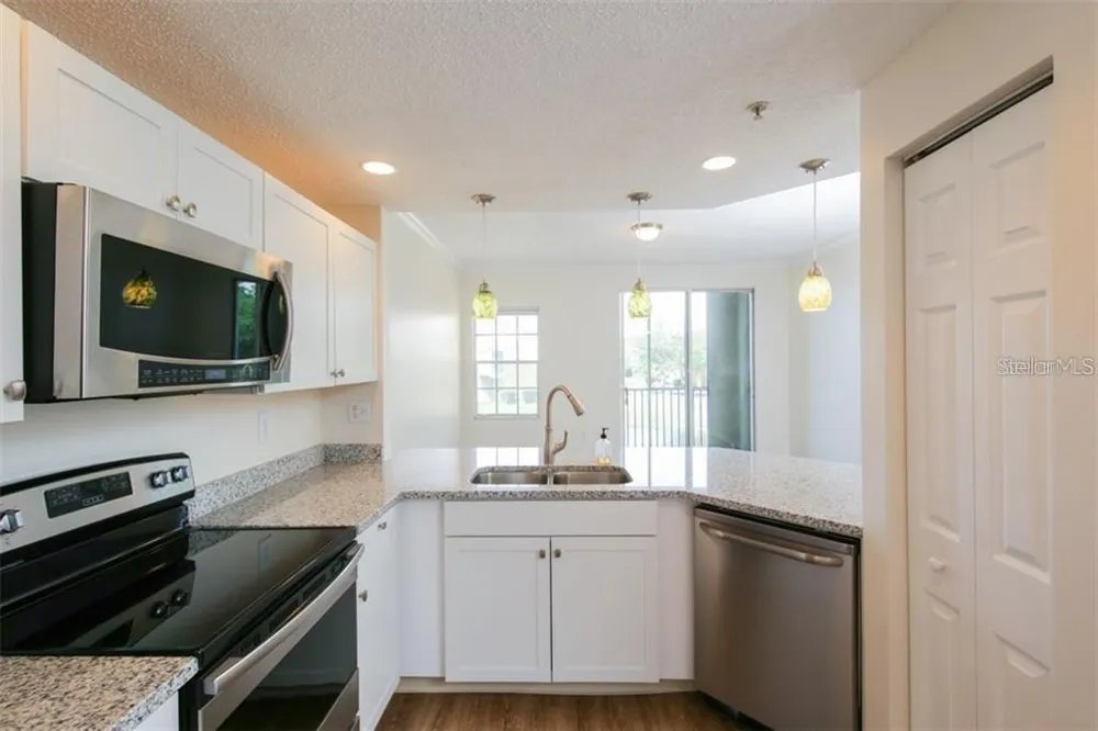5655 BENTGRASS DRIVE #9-117 Sarasota, FL 34235