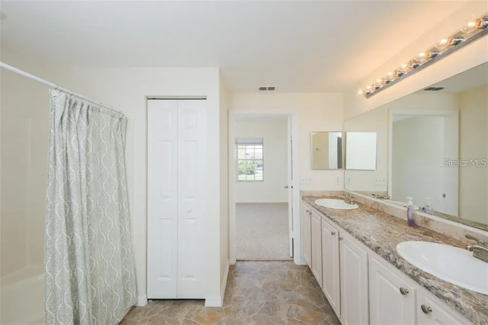 5655 BENTGRASS DRIVE #9-117 Sarasota, FL 34235
