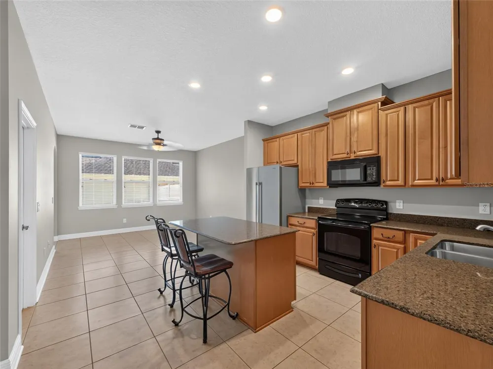 865 BELLES FERRY LOOP Sanford, FL 32771