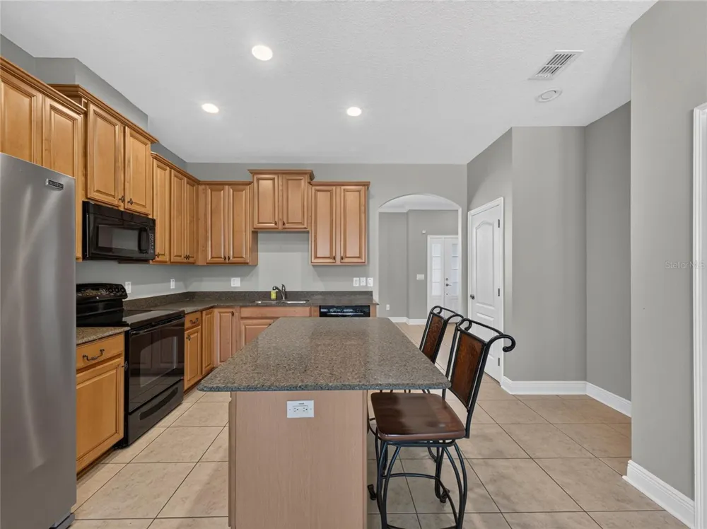 865 BELLES FERRY LOOP Sanford, FL 32771