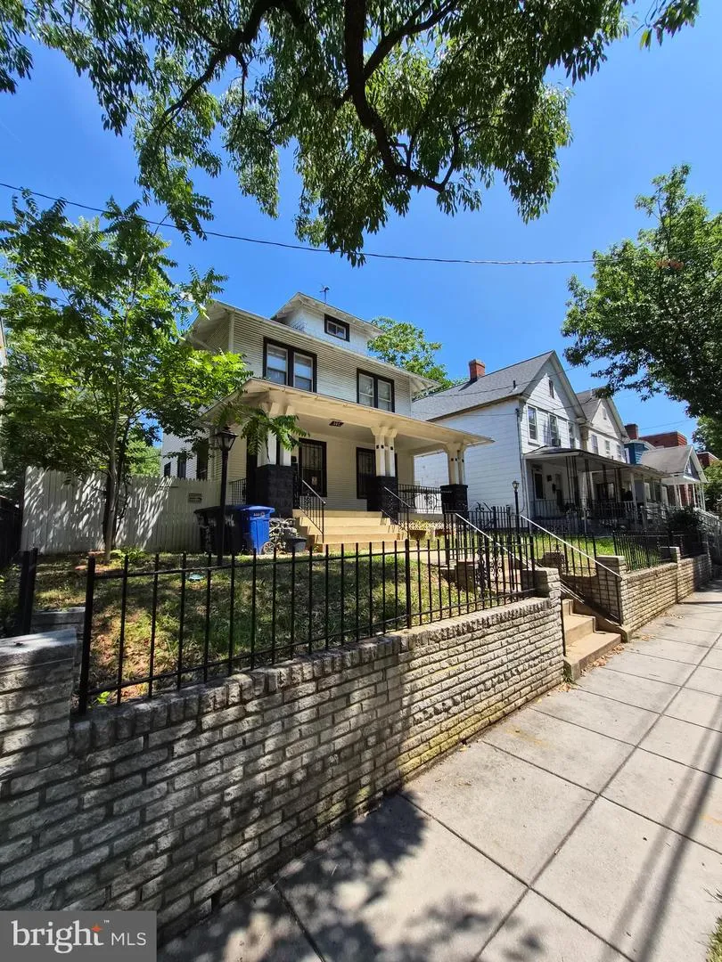 346 RALEIGH STREET SE Washington, DC 20032