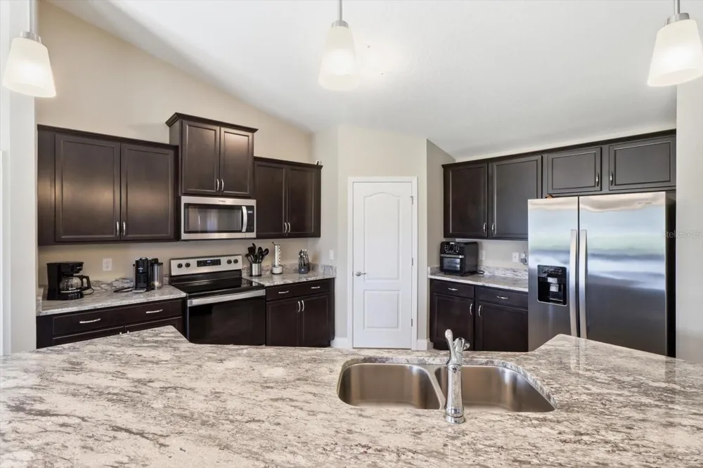 9811 SE 64TH AVENUE Belleview, FL 34420