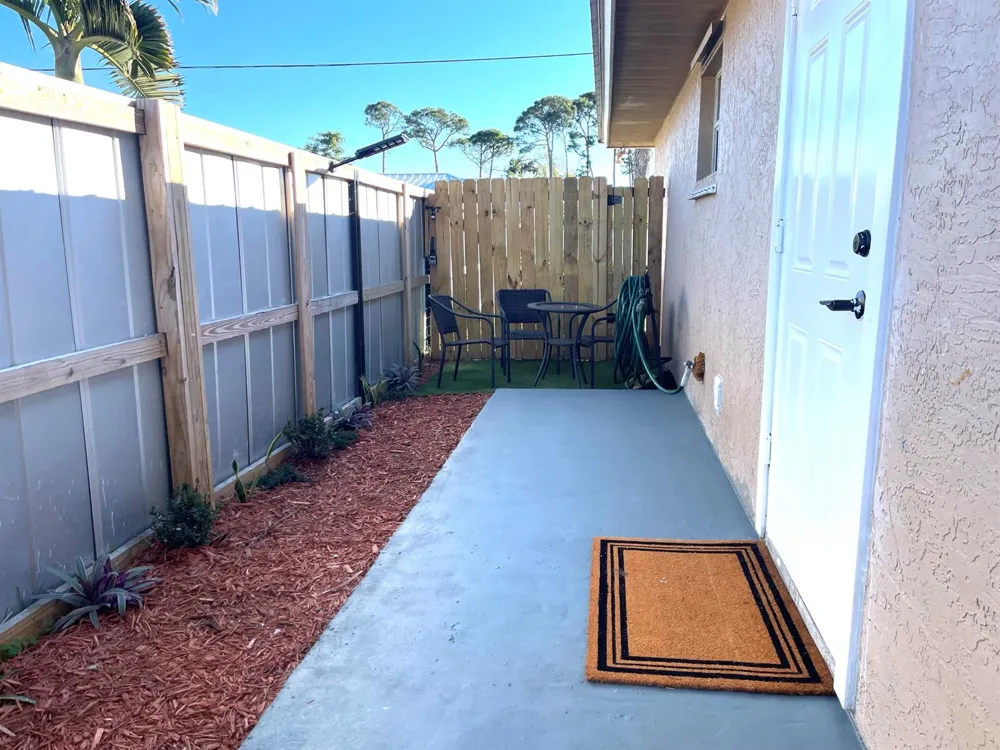 5753 SE MERCEDES AVENUE Stuart, FL 34997