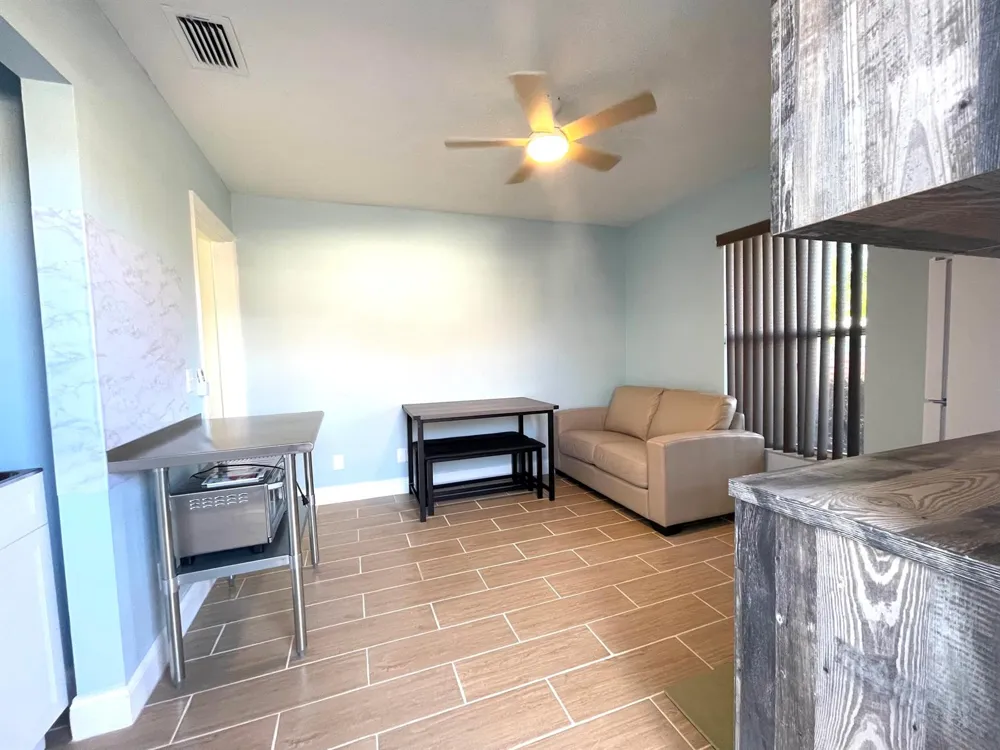 5753 SE MERCEDES AVENUE Stuart, FL 34997